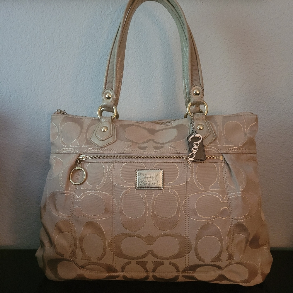Coach Poppy Lurex Glam Signature Shoulder bag/Tote - Picture 3 of 16